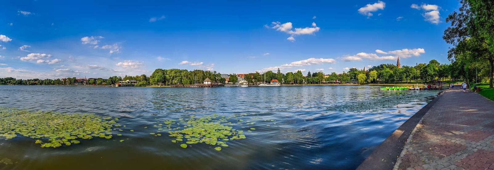 Lake Drwęca, Οστρόντα