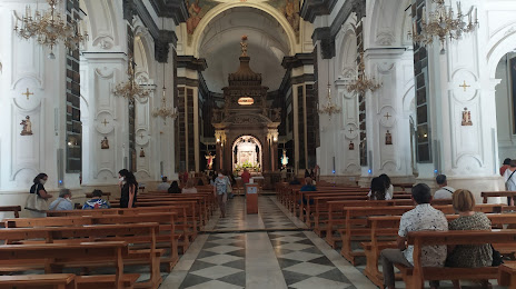 Madonna Dell'Arco Sanctuary, 