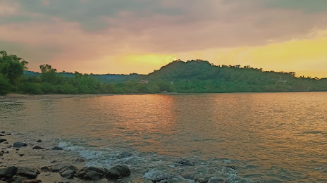 Kamandag Beach, Ternate