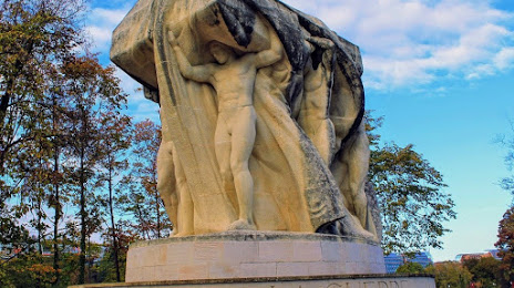 Monument aux morts de l'île du Souvenir, Villeurbanne