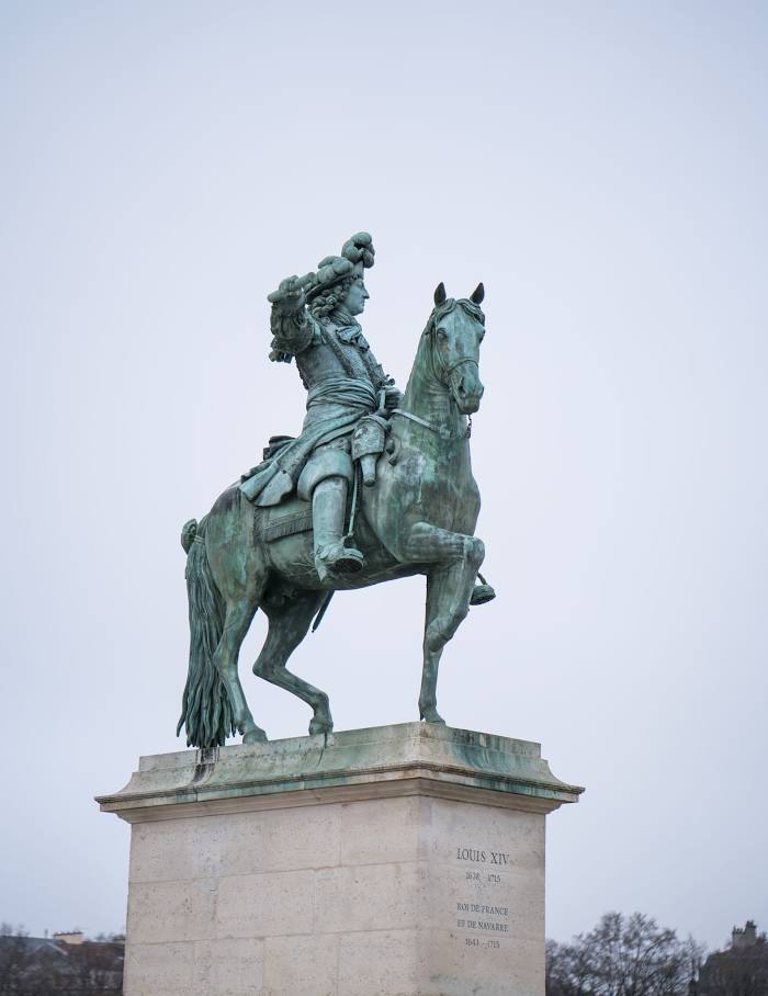 Equestrian statue of Louis XIV, Versailles