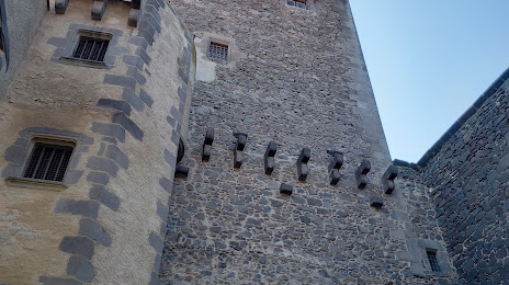 Château de Châteaugay, 
