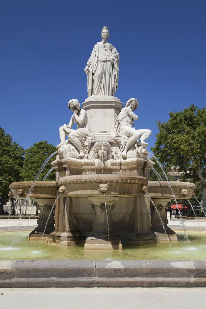Fontaine Pradier, Nîmes