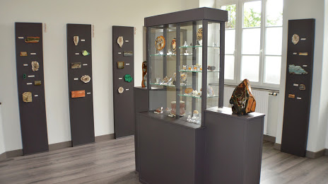 Museum of minerals eat pebbles, Cholet