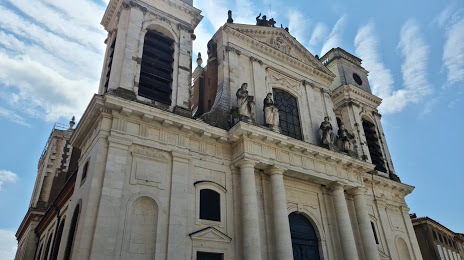 Cathédrale baroque Notre-Dame de l'Assomption, 
