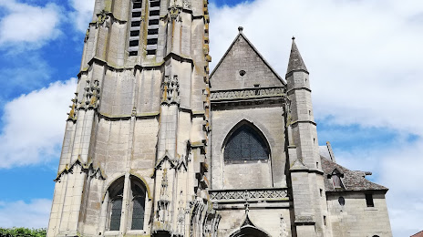 Église catholique Saint-Jacques, Компьень
