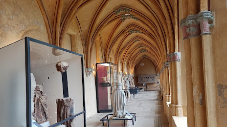 Musée du cloître Saint-Corneille, Compiègne
