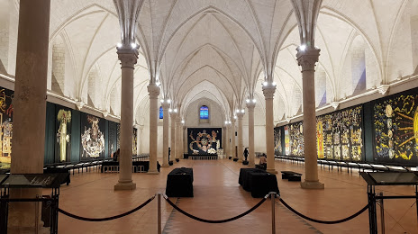 Musée Jean-Lurçat et de la tapisserie contemporaine, 
