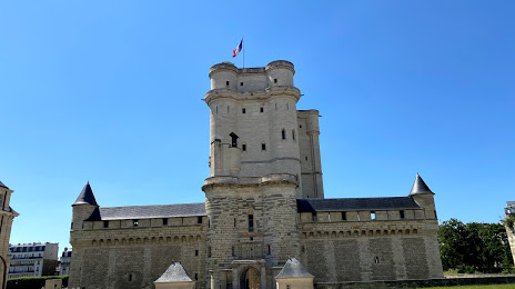 Chateau de Vincennes (keep), Сен-Манде