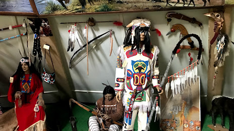 Muzeum Indian Północnoamerykańskich im Sat-Okha, Tuchola