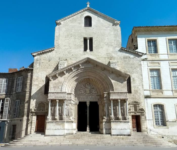 Saint-Trophime Primatial Catholic Church, Arlés