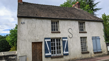 house workshop foujita, Gif-sur-Yvette