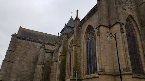 Église Saint Malo, Динан