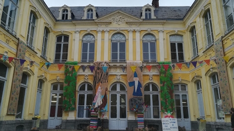 Hôtel de Guînes, Arrás