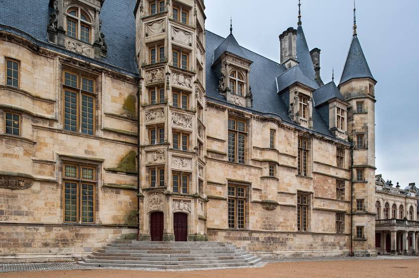 Palais ducal de Nevers, 