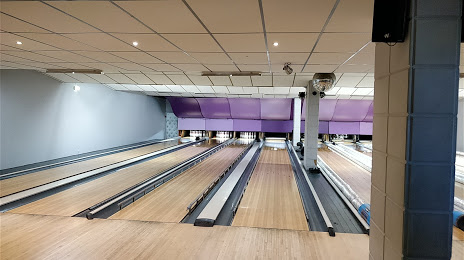 In bowling Calais, 