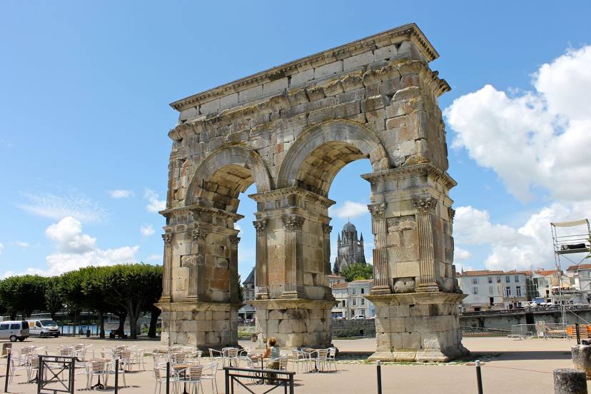 Arch of Germanicus, Saintes