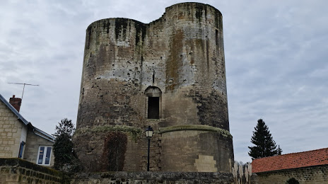 Donjon d'Ambleny, Soissons