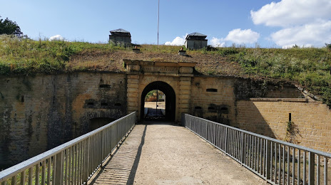 Fort Des Ayvelles, 