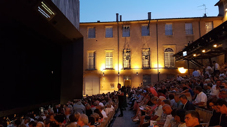 Théâtre de l'Archevêché, Aix-en-Provence