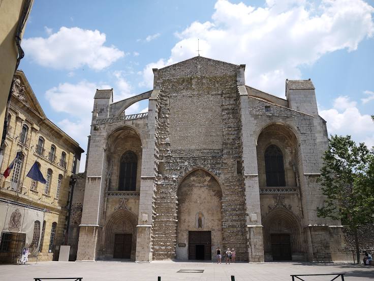 Basilique Sainte-Marie-Madeleine, Brignoles