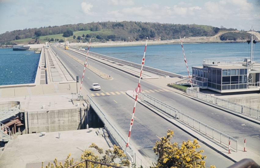 Barrage et usine marémotrice EDF de la Rance, Dinard
