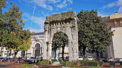 Arc De Campanus, Aix-les-Bains