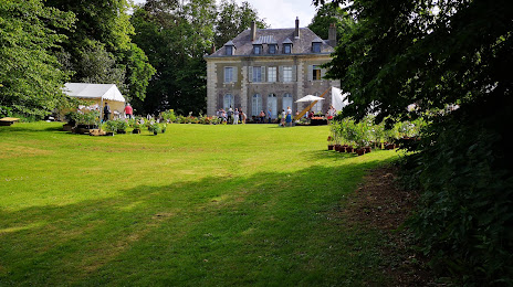 Parc et Jardins du Château de Conteval, 