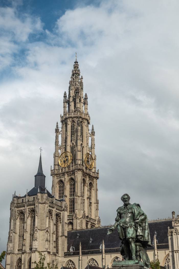 Statue Peter Paul Rubens (Standbeeld Petro Paulo Rubens), Antwerp