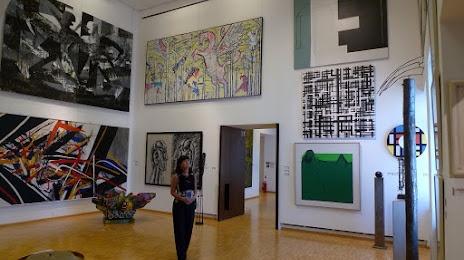Modern Gallery, 