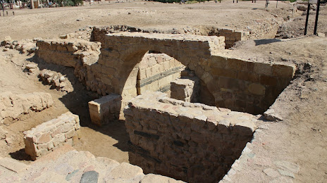 ‎Ancient Islamic City of Ayla‎, 