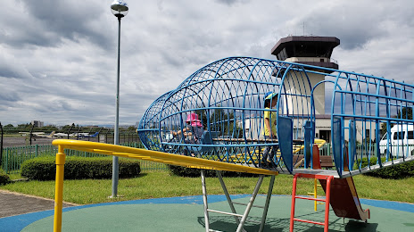 Chofu Airport Playground, 