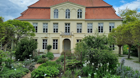 Widow's Palace, Plön, Plon
