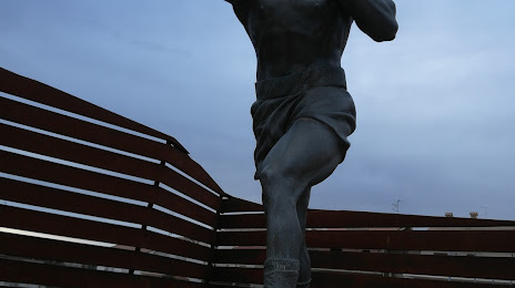 Statua di Rocky Marciano, 