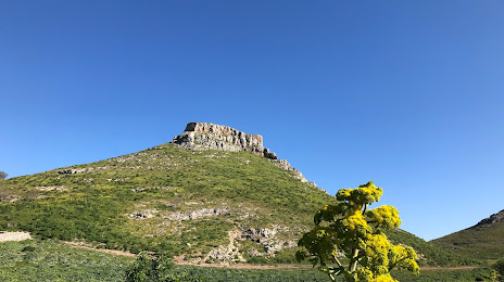 Ruderi del Castello del Garagnone, Andria