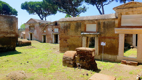 Necropoli di Porto Isola Sacra, Lido di Ostia