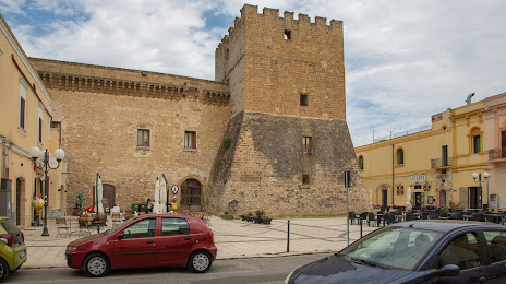 Castello De Falconibus, Pulsano
