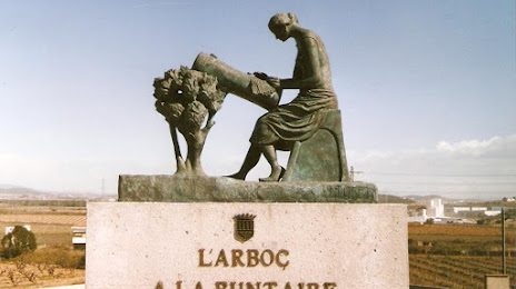 Monument a la Puntaire de l'Arboç, El Vendrell
